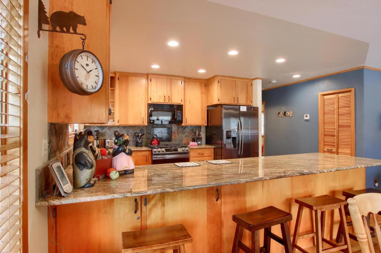Apple Tree Bear House Villa โยเซมิตีเวสต์ ภายนอก รูปภาพ