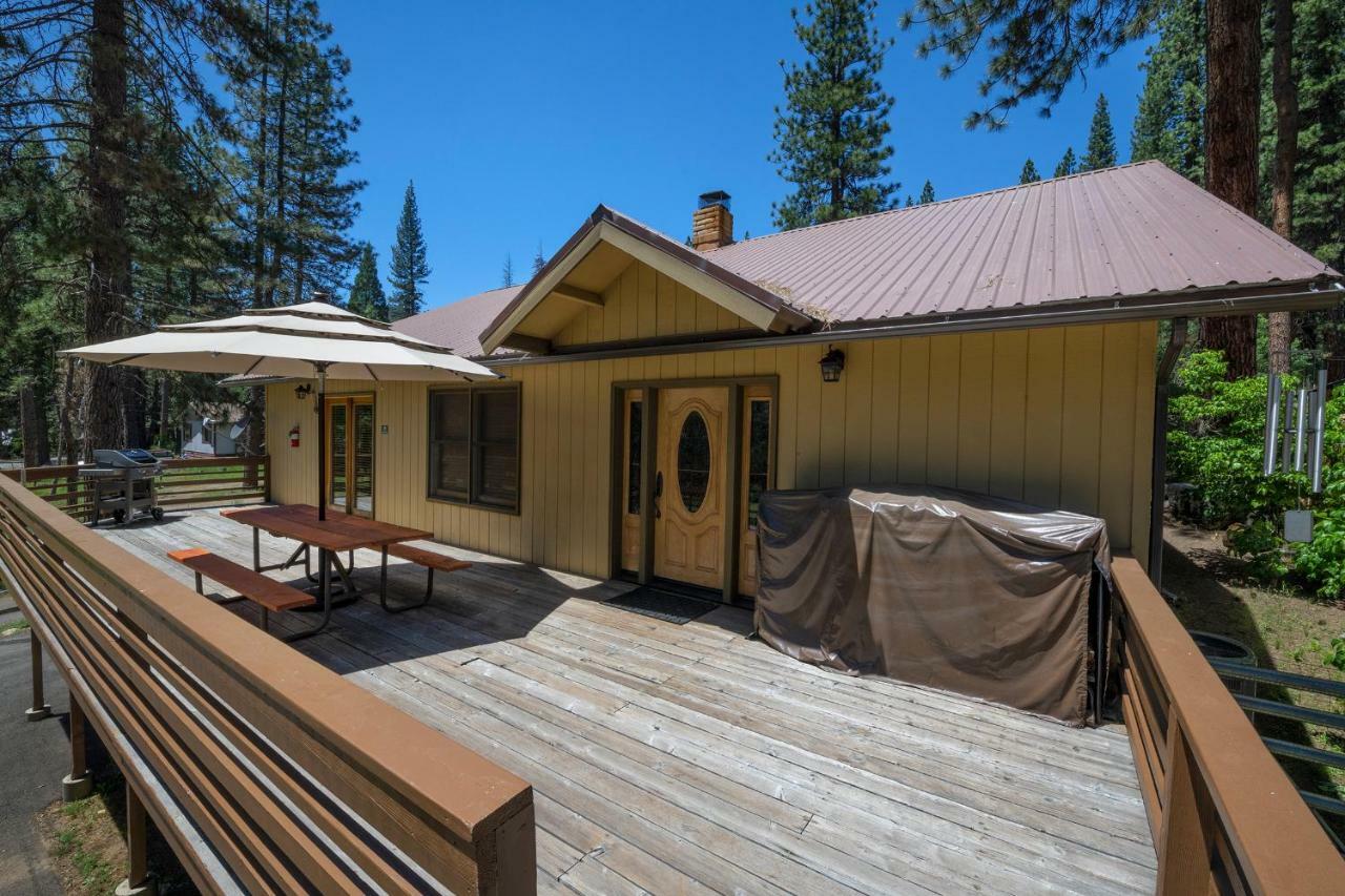 Apple Tree Bear House Villa โยเซมิตีเวสต์ ภายนอก รูปภาพ